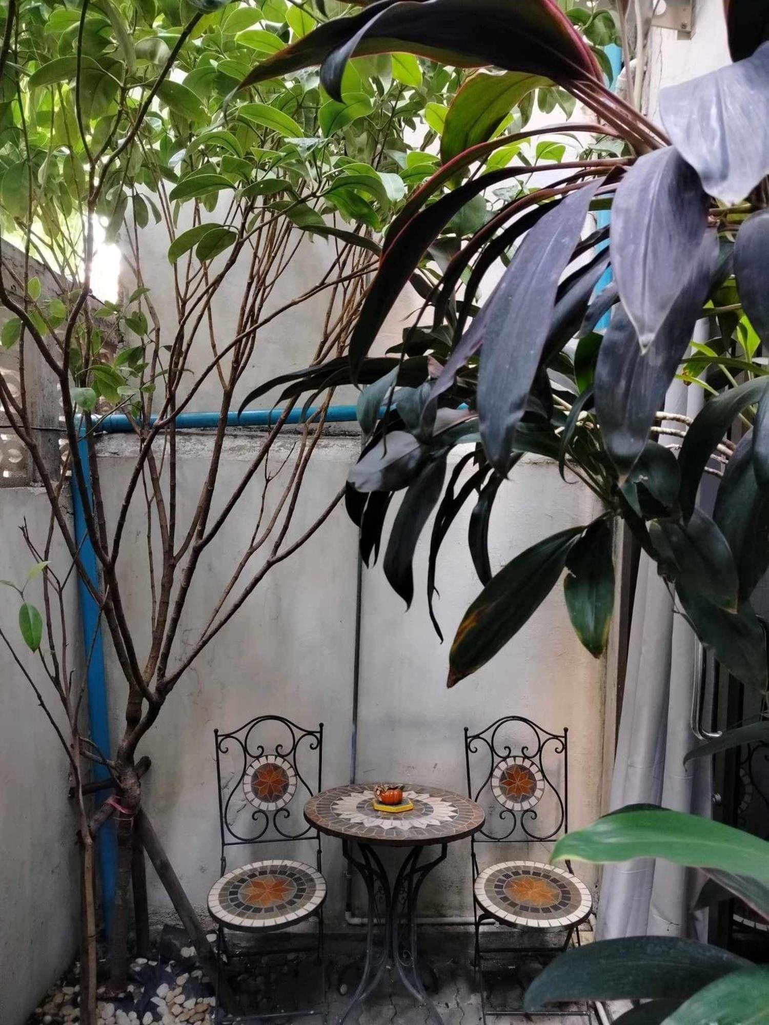 Nego Home Ancient Inn Bangkok Rum bild